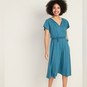 Old Navy Waist Defined Tassel-tie Boho Midi Dress